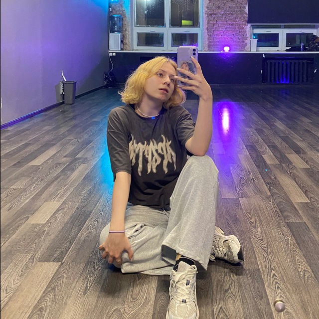 디스코 꼴뚜기 • party party yeah ?