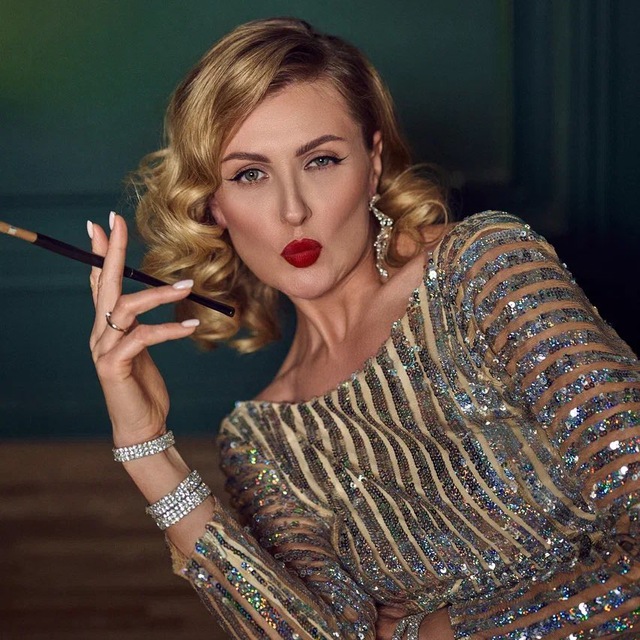 Мария Лагацкая-Зимина?