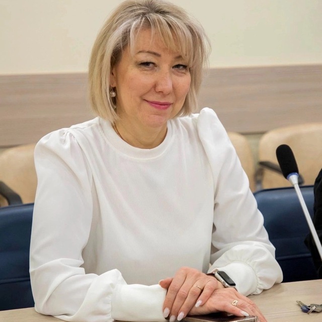 Елена Вороницына