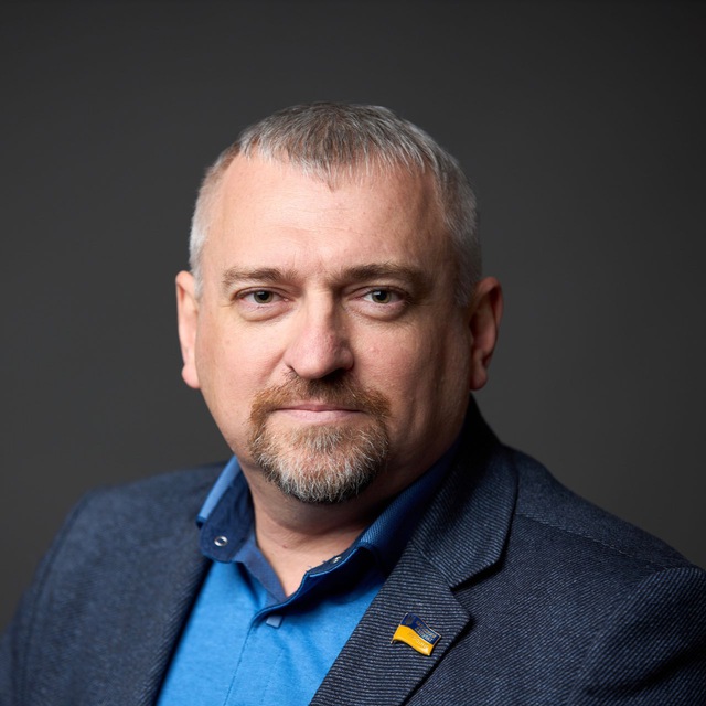 Олександр Федієнко ??