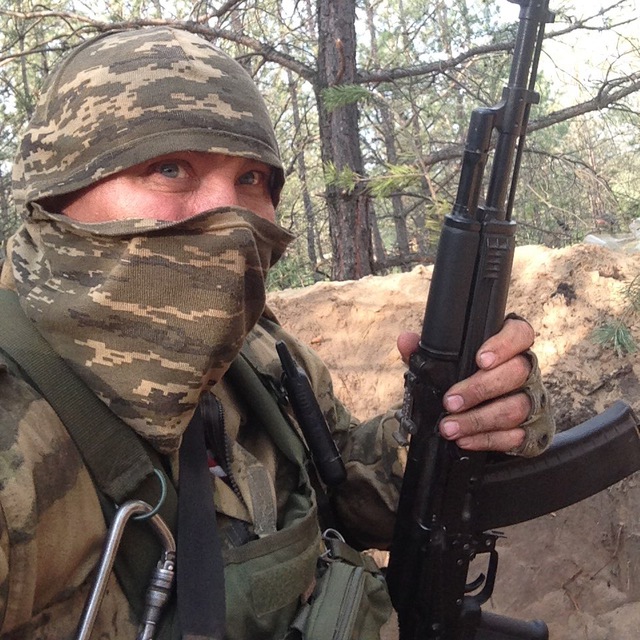 Мир Без Фашизма. Военный...