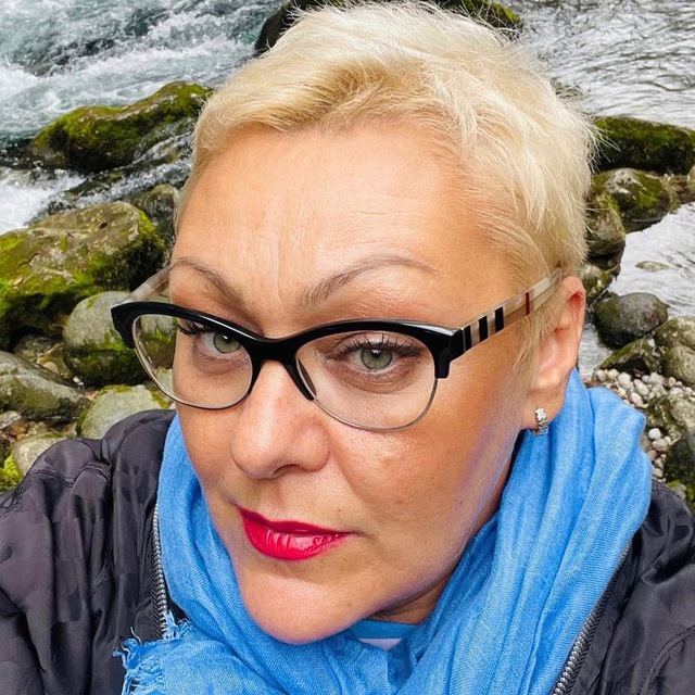 Ларина Антонина. Официально