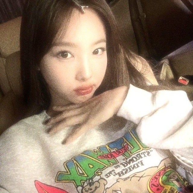 YJ ENTERTAINMENT