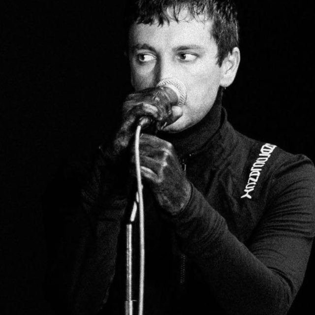 dema tøwn. |-/