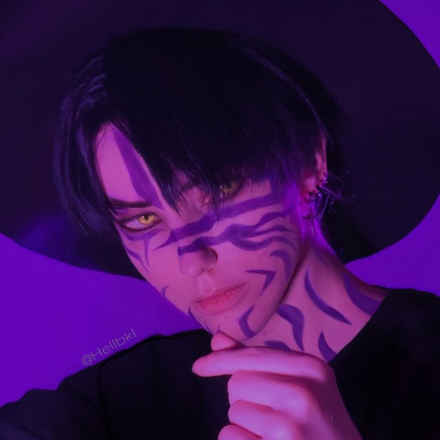 ЛОГОВО ХЭЛ